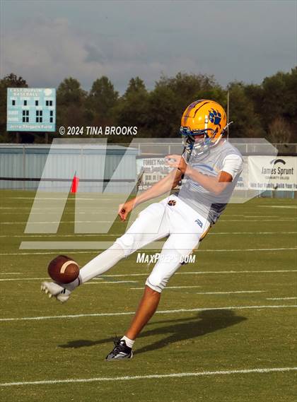 Thumbnail 3 in Richlands @ East Duplin photogallery.