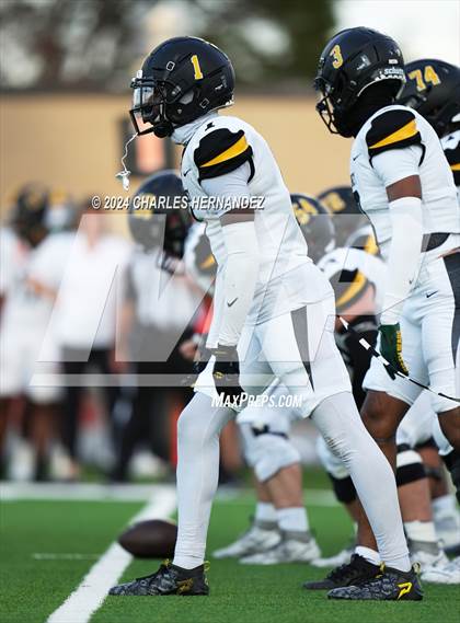 Thumbnail 3 in Forney @ A&M Consolidated photogallery.