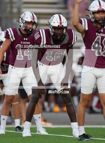 Thumbnail 1 in Forney @ A&M Consolidated photogallery.