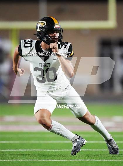 Thumbnail 2 in Forney @ A&M Consolidated photogallery.