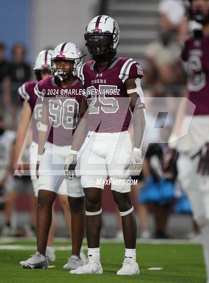 Thumbnail 1 in Forney @ A&M Consolidated photogallery.