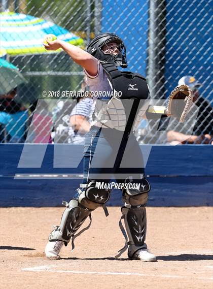 Thumbnail 2 in Manteca vs. Gregori photogallery.