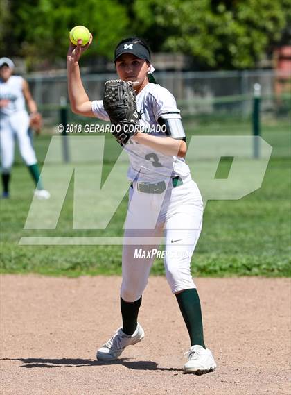 Thumbnail 1 in Manteca vs. Gregori photogallery.