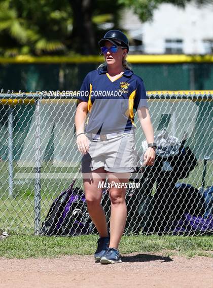 Thumbnail 3 in Manteca vs. Gregori photogallery.