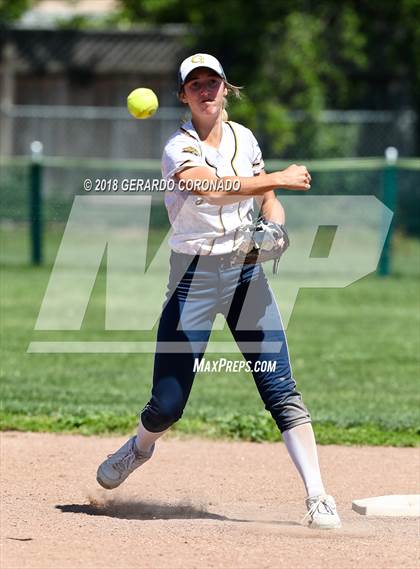 Thumbnail 1 in Manteca vs. Gregori photogallery.