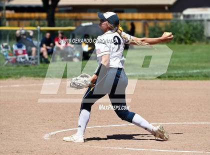 Thumbnail 3 in Manteca vs. Gregori photogallery.