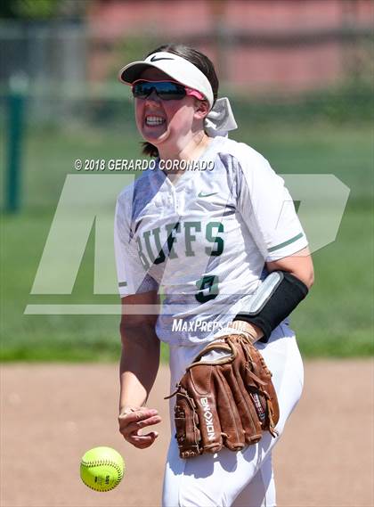 Thumbnail 2 in Manteca vs. Gregori photogallery.
