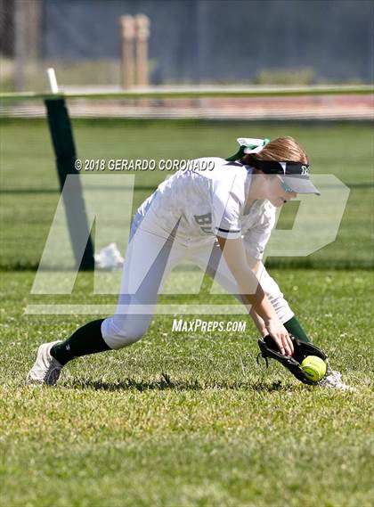Thumbnail 1 in Manteca vs. Gregori photogallery.