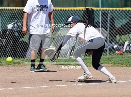 Thumbnail 3 in Manteca vs. Gregori photogallery.