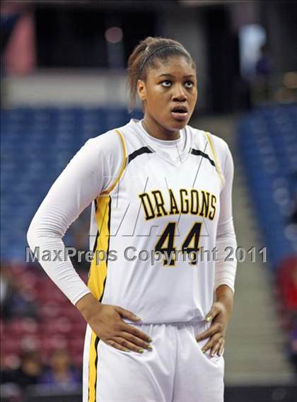Thumbnail 1 in Bishop O'Dowd vs. Sacramento (CIF NorCal D3 Regional Final) photogallery.