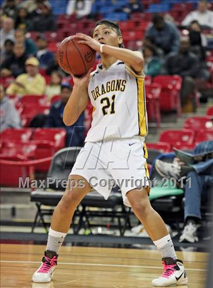 Thumbnail 3 in Bishop O'Dowd vs. Sacramento (CIF NorCal D3 Regional Final) photogallery.