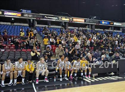 Thumbnail 1 in Bishop O'Dowd vs. Sacramento (CIF NorCal D3 Regional Final) photogallery.