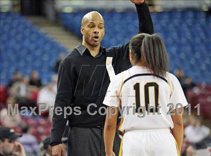 Thumbnail 3 in Bishop O'Dowd vs. Sacramento (CIF NorCal D3 Regional Final) photogallery.