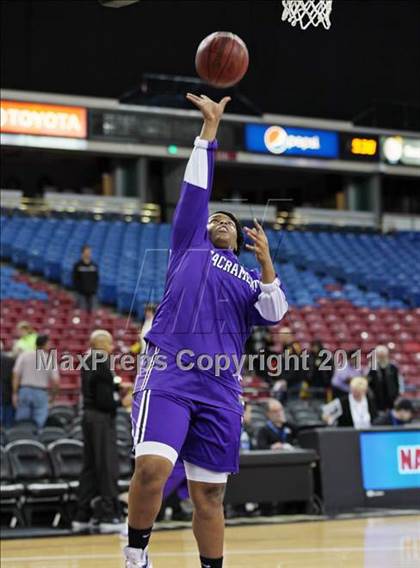 Thumbnail 1 in Bishop O'Dowd vs. Sacramento (CIF NorCal D3 Regional Final) photogallery.