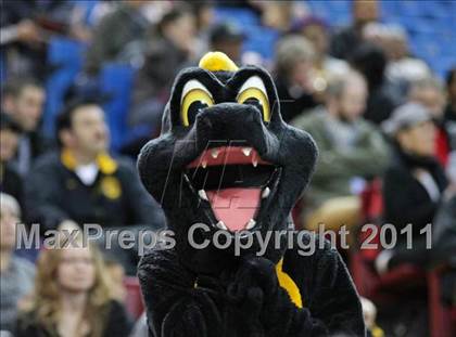 Thumbnail 2 in Bishop O'Dowd vs. Sacramento (CIF NorCal D3 Regional Final) photogallery.