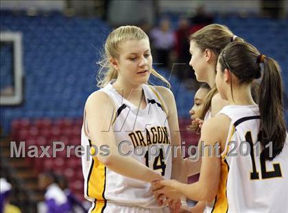 Thumbnail 2 in Bishop O'Dowd vs. Sacramento (CIF NorCal D3 Regional Final) photogallery.