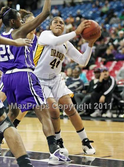 Thumbnail 3 in Bishop O'Dowd vs. Sacramento (CIF NorCal D3 Regional Final) photogallery.