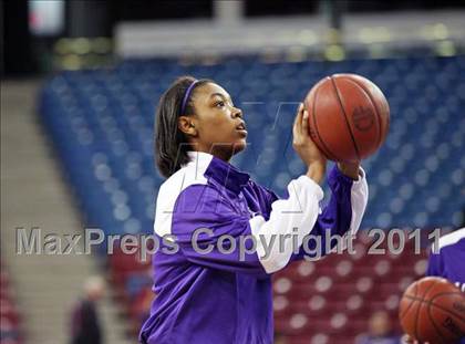 Thumbnail 1 in Bishop O'Dowd vs. Sacramento (CIF NorCal D3 Regional Final) photogallery.