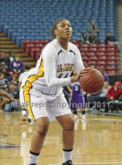 Thumbnail 3 in Bishop O'Dowd vs. Sacramento (CIF NorCal D3 Regional Final) photogallery.