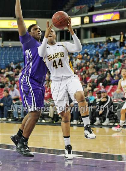 Thumbnail 3 in Bishop O'Dowd vs. Sacramento (CIF NorCal D3 Regional Final) photogallery.