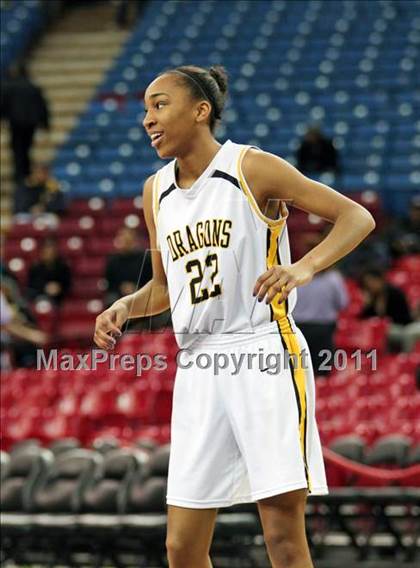 Thumbnail 1 in Bishop O'Dowd vs. Sacramento (CIF NorCal D3 Regional Final) photogallery.