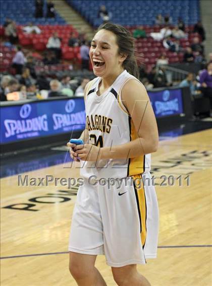 Thumbnail 3 in Bishop O'Dowd vs. Sacramento (CIF NorCal D3 Regional Final) photogallery.