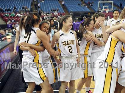 Thumbnail 1 in Bishop O'Dowd vs. Sacramento (CIF NorCal D3 Regional Final) photogallery.