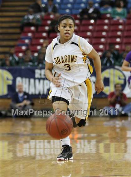 Thumbnail 3 in Bishop O'Dowd vs. Sacramento (CIF NorCal D3 Regional Final) photogallery.