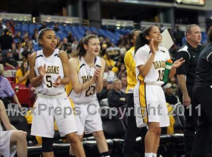 Thumbnail 1 in Bishop O'Dowd vs. Sacramento (CIF NorCal D3 Regional Final) photogallery.