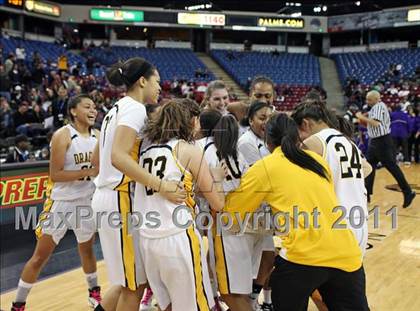 Thumbnail 3 in Bishop O'Dowd vs. Sacramento (CIF NorCal D3 Regional Final) photogallery.