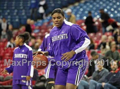 Thumbnail 2 in Bishop O'Dowd vs. Sacramento (CIF NorCal D3 Regional Final) photogallery.