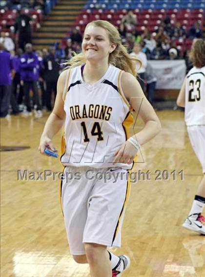 Thumbnail 1 in Bishop O'Dowd vs. Sacramento (CIF NorCal D3 Regional Final) photogallery.