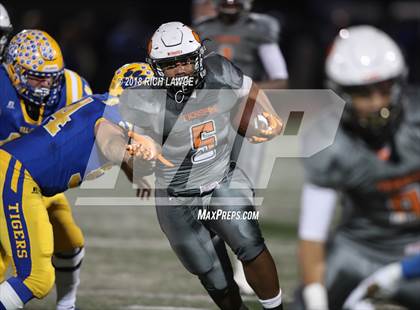 Thumbnail 3 in San Jacinto @ Valencia (CIF SS D7 Semifinal) photogallery.