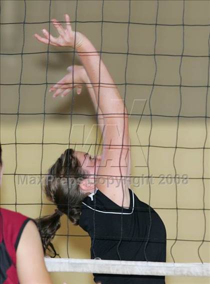 Thumbnail 3 in Modesto vs Summerville (Oakdale Tournament) photogallery.
