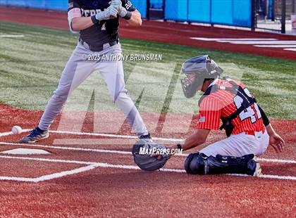 Thumbnail 1 in Lincoln vs. Woodland (El Camino Tournament) photogallery.