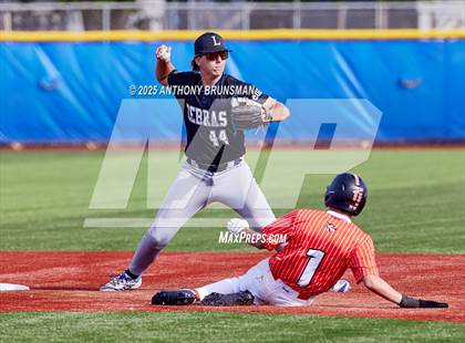 Thumbnail 1 in Lincoln vs. Woodland (El Camino Tournament) photogallery.