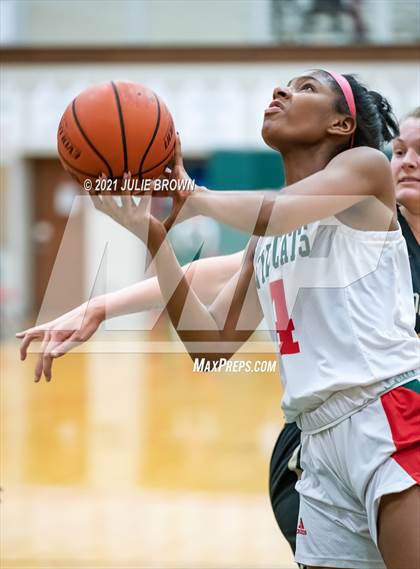Thumbnail 2 in Noblesville @ Lawrence North photogallery.