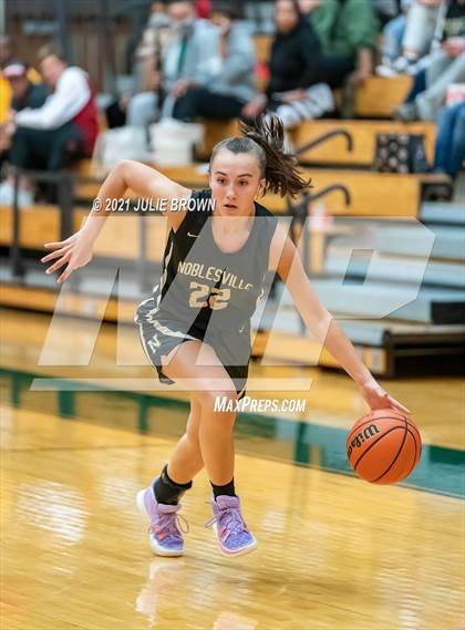 Thumbnail 3 in Noblesville @ Lawrence North photogallery.
