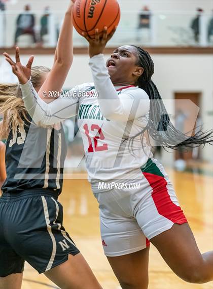 Thumbnail 1 in Noblesville @ Lawrence North photogallery.