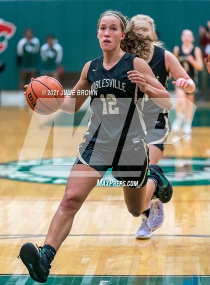 Thumbnail 3 in Noblesville @ Lawrence North photogallery.