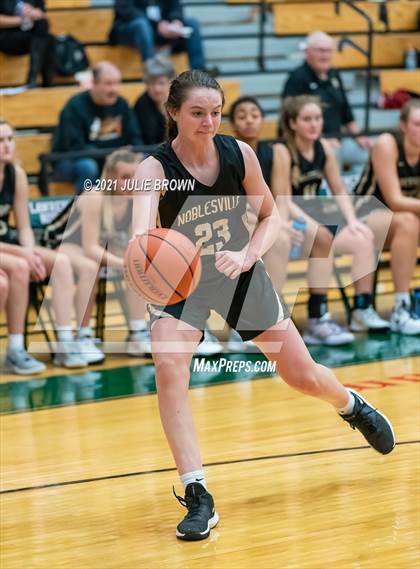 Thumbnail 1 in Noblesville @ Lawrence North photogallery.