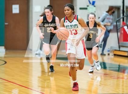Thumbnail 2 in Noblesville @ Lawrence North photogallery.