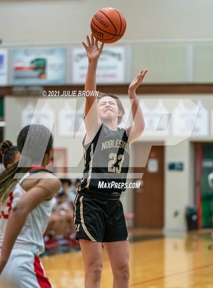 Thumbnail 2 in Noblesville @ Lawrence North photogallery.