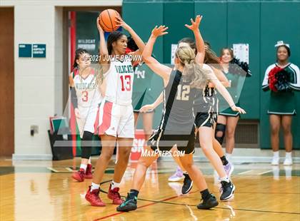 Thumbnail 1 in Noblesville @ Lawrence North photogallery.