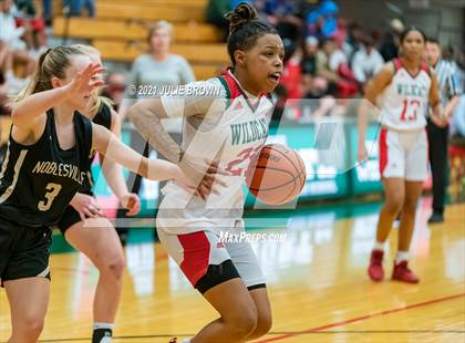 Thumbnail 2 in Noblesville @ Lawrence North photogallery.
