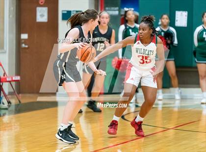 Thumbnail 3 in Noblesville @ Lawrence North photogallery.