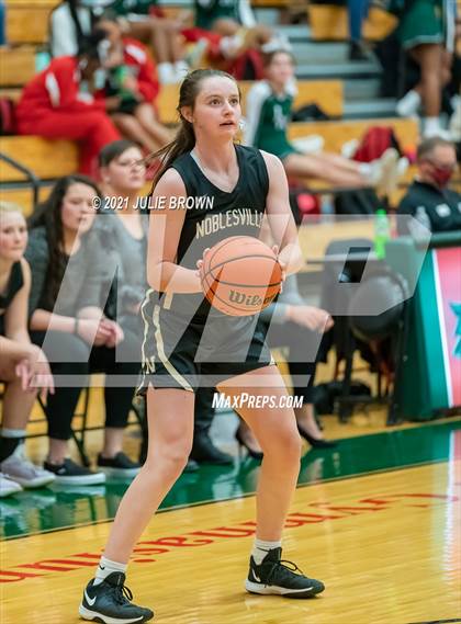 Thumbnail 1 in Noblesville @ Lawrence North photogallery.