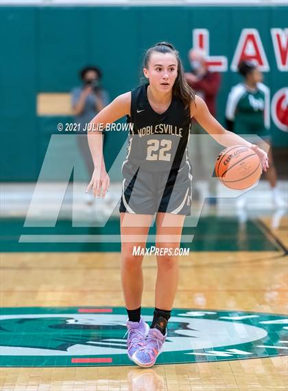 Thumbnail 3 in Noblesville @ Lawrence North photogallery.