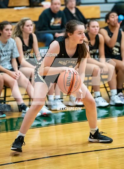 Thumbnail 3 in Noblesville @ Lawrence North photogallery.