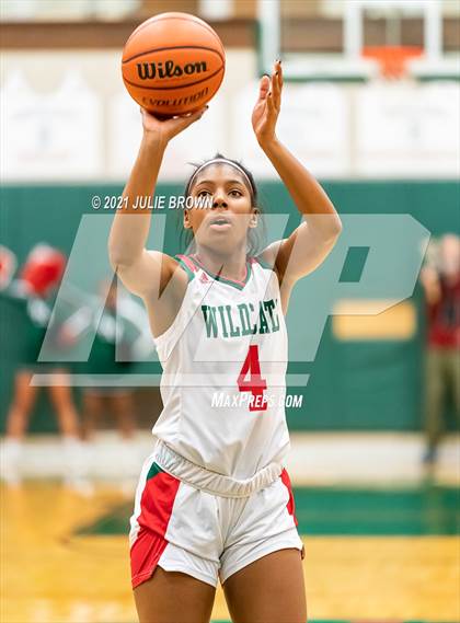 Thumbnail 1 in Noblesville @ Lawrence North photogallery.